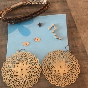 Gold jewelry bundle! 4 items for one price!